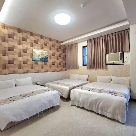Jia-Jia Business Hotel Luodong Zewnętrze zdjęcie
