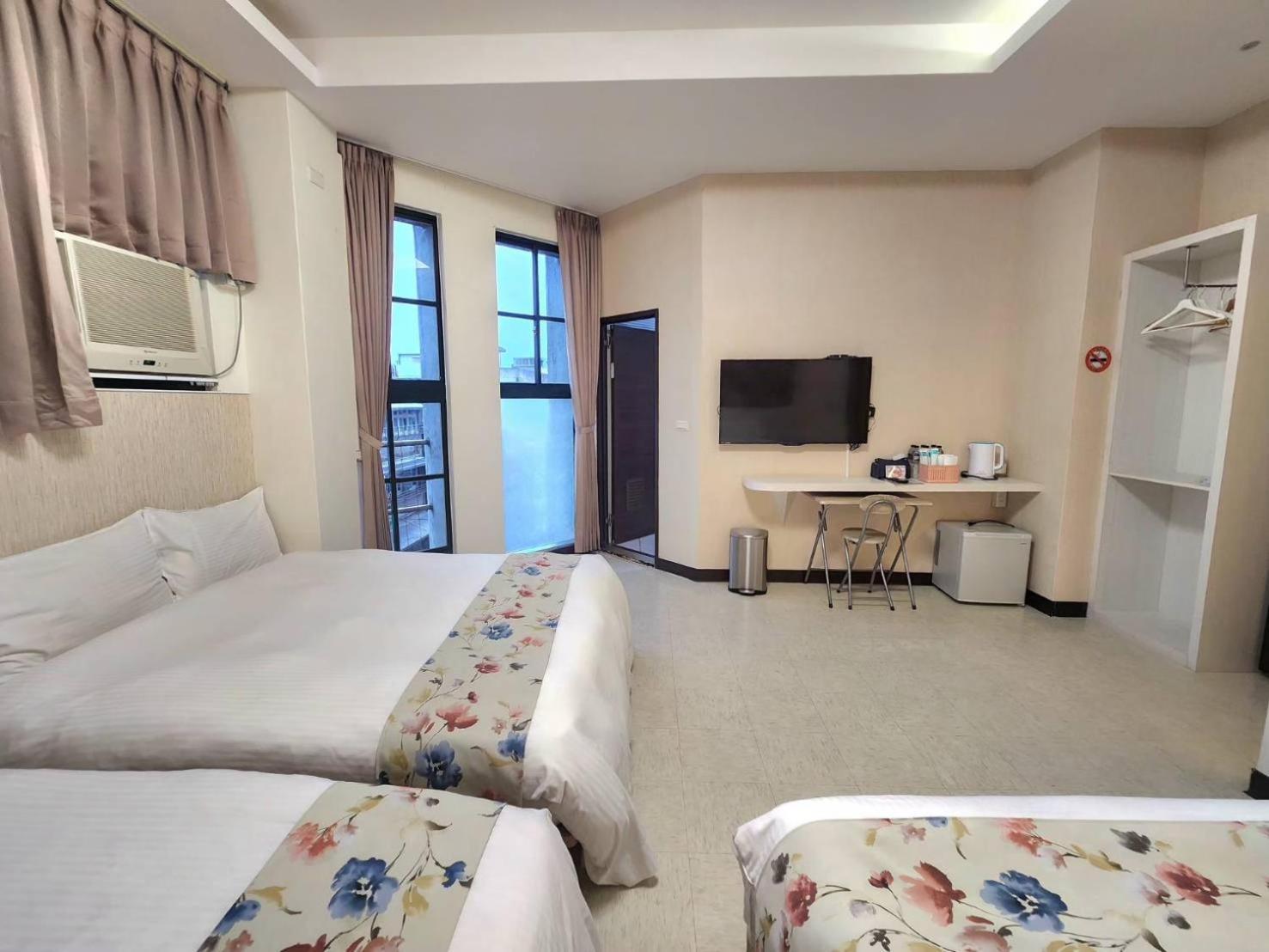Jia-Jia Business Hotel Luodong Zewnętrze zdjęcie