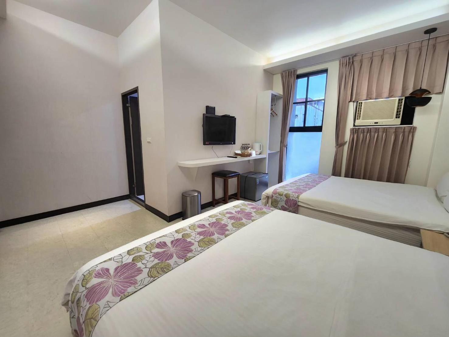 Jia-Jia Business Hotel Luodong Zewnętrze zdjęcie